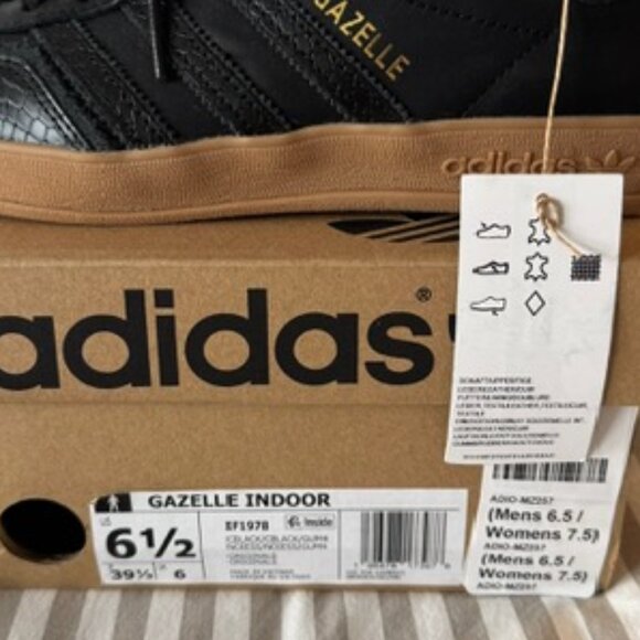 Authentic Adidas Gazelle Black Gum NIB - Picture 8 of 8